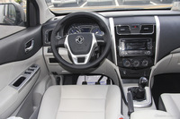 2016款风行S500 1.5L手动舒适型 闪耀金