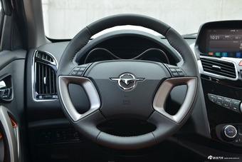 2017款海马S5强动力版1.5T自动旗舰型