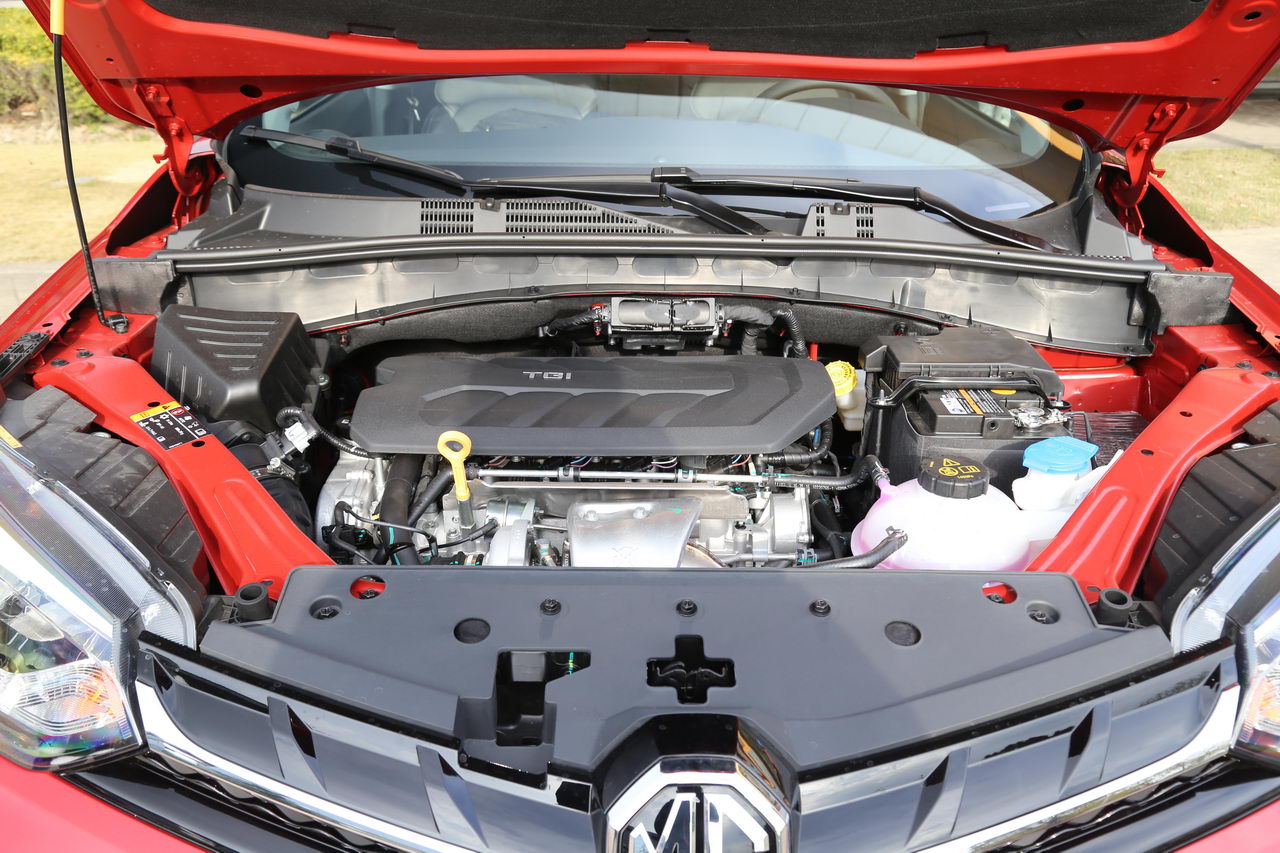 2017款锐腾2.0T 30T自动四驱旗舰版