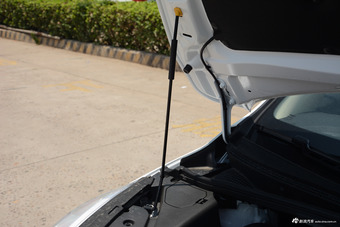 2016款帝豪GS 1.3T手动领尚型运动版