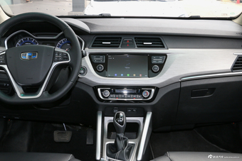 2017款吉利远景X3 1.5L自动尊贵型