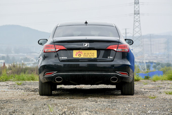 2016款众泰Z700 1.8T自动DCT尊贵型