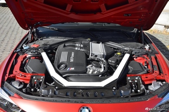 2018款宝马M4 3.0T 双离合双门轿跑车迷限量版