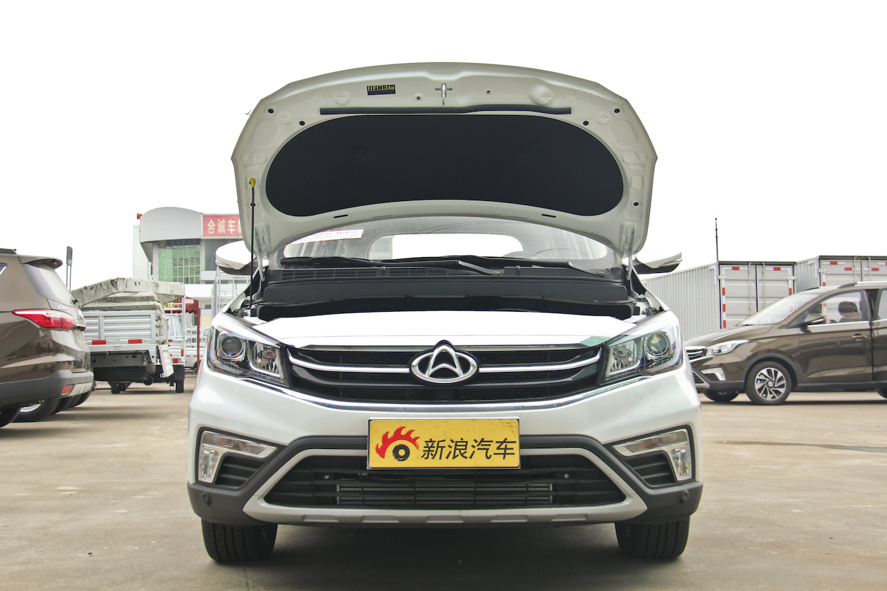 2017款长安欧尚A800 1.5T手动豪享型国V图片