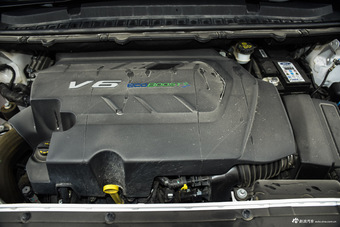 2015款锐界2.7T自动四驱尊锐型 