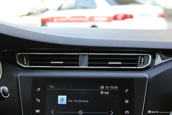 2018款东风标致408改款1.6T自动豪华版350THP