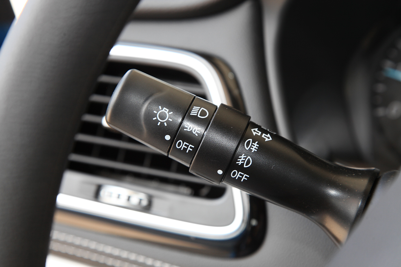 2018款领主2.5T手动柴油两驱豪华型