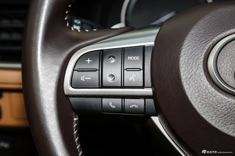 2015款雷克萨斯ES 2.5L自动300h舒适型