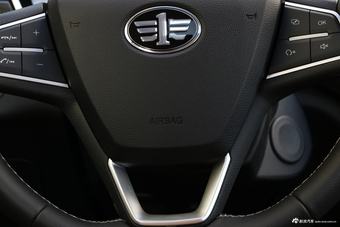 2018款骏派CX65 1.5L手动智联豪华型