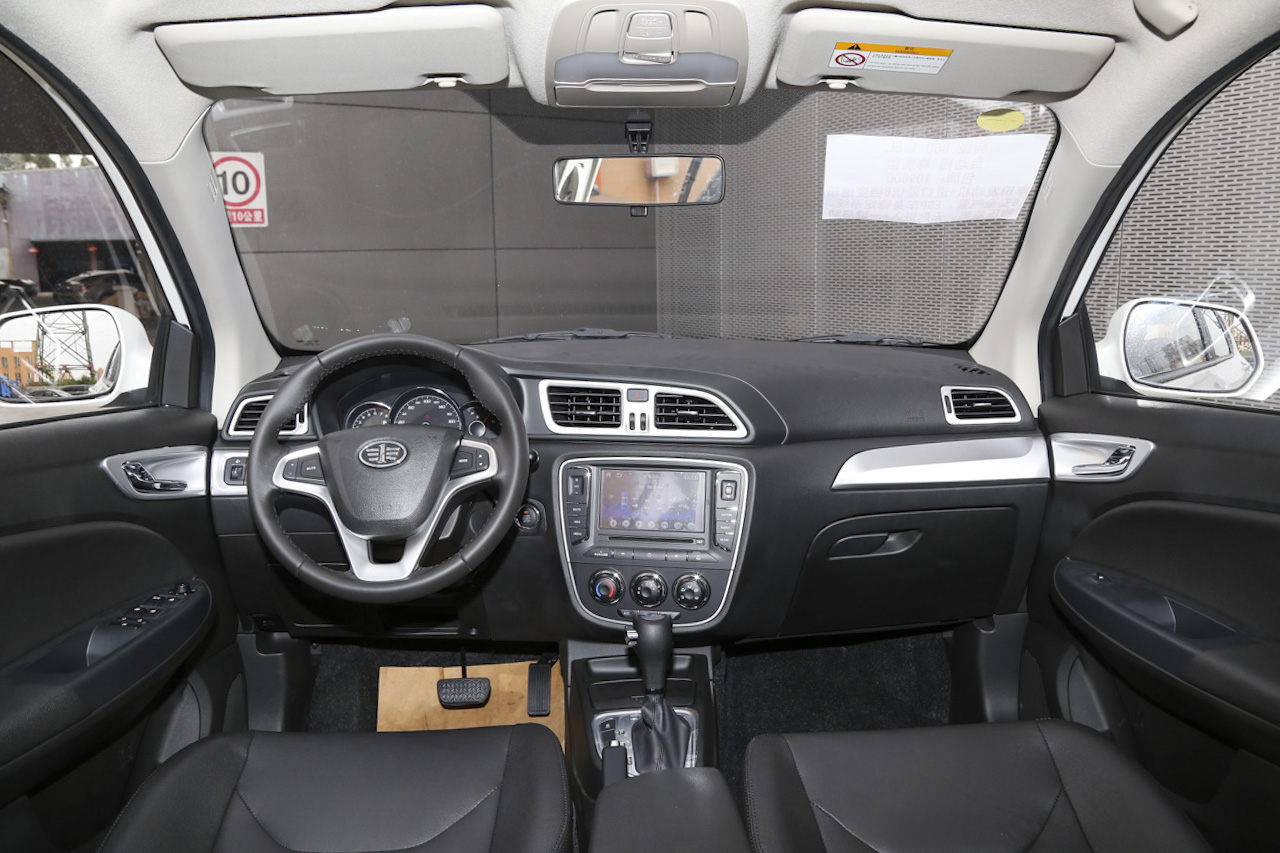 2016款骏派D60 1.8L自动尊贵型