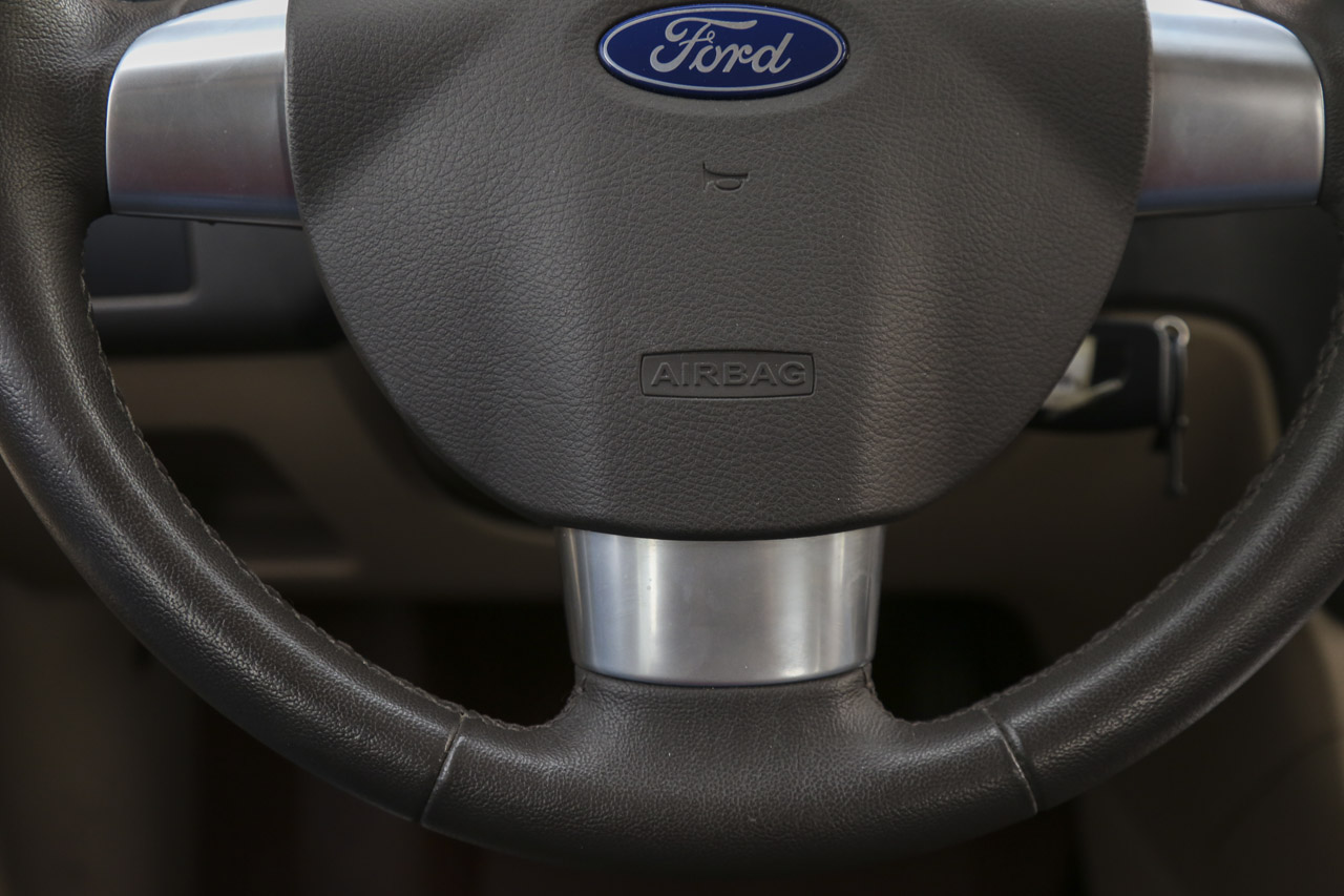 2013款福克斯两厢经典1.8L自动时尚型