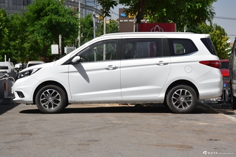 2018款长安A600 1.5L 手动豪华型