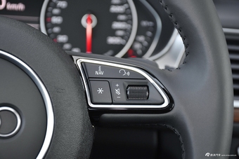 2018款奥迪A6L 30周年年型 45 TFSI quattro 豪华型