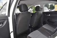 2017款起亚K2 1.4L手动GLS三厢