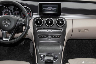2016款奔驰C级2.0T自动C 200 L运动型