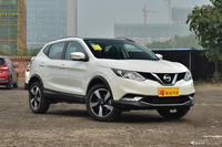 2017款逍客2.0L自动豪华版