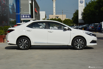 2018款卡罗拉双擎1.8L自动E-CVT智尚版