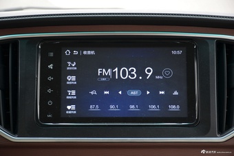 2017款东风风行菱智M5 1.6L手动豪华型