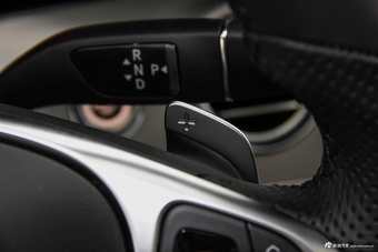 2017款奔驰E级2.0T自动 300运动型