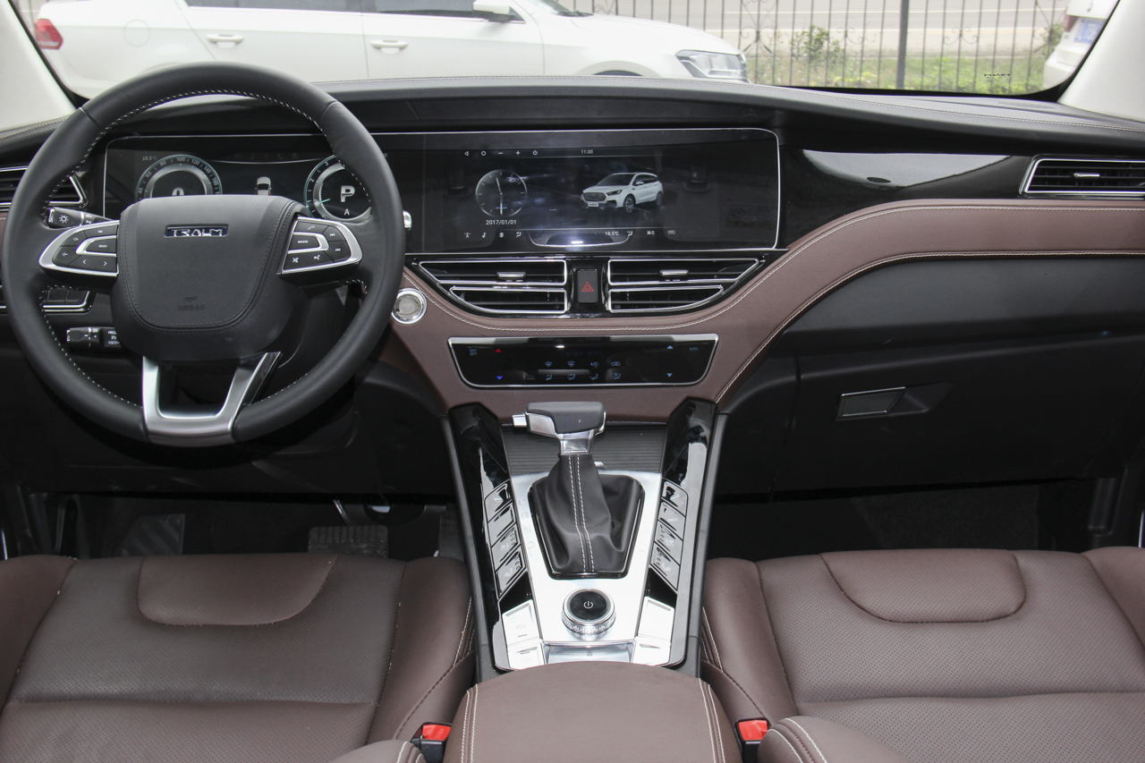 2018款君马S70 1.5T自动豪华运动型5座