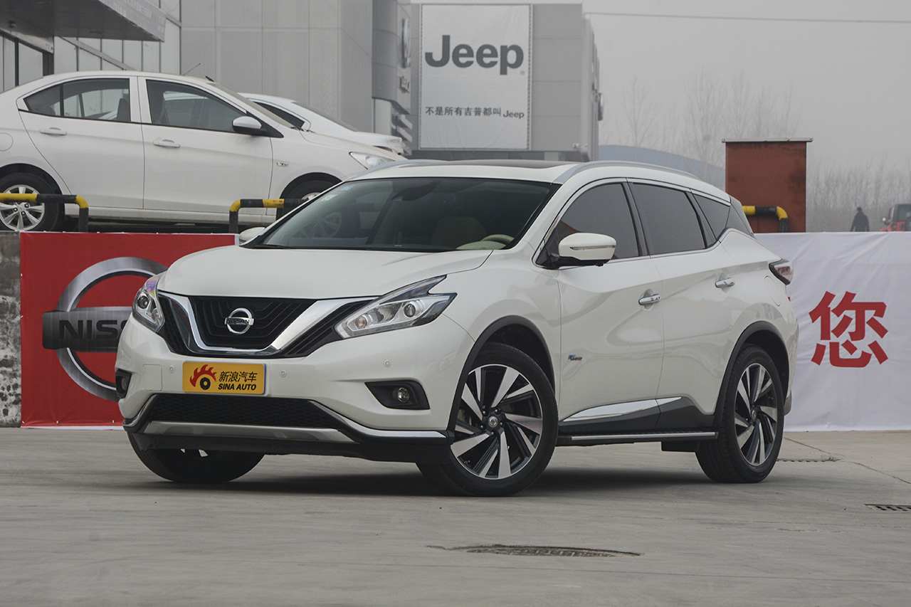 2017款楼兰2.5L自动S/C XV HEV混动四驱旗舰版