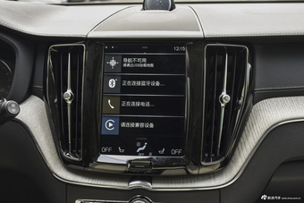 2018款沃尔沃XC60 2.0T自动四驱T5智雅豪华版
