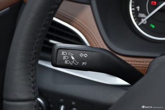 2016款宝沃BX7 2.0T自动 6座四驱旗舰型