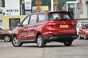 2016款北汽幻速H3F 1.5L手动豪华型7座