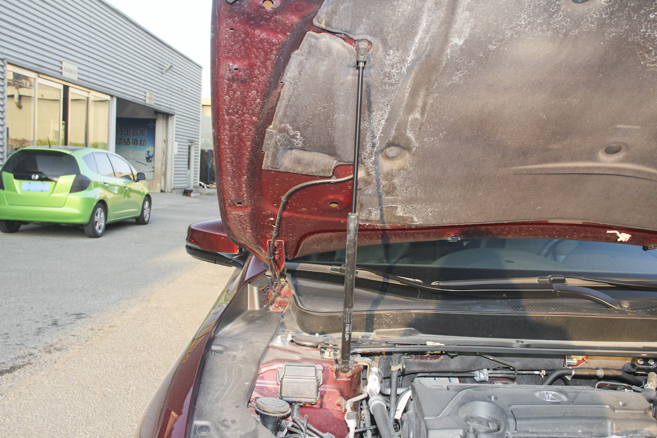 2015款讴歌TLX 2.4L自动精英版