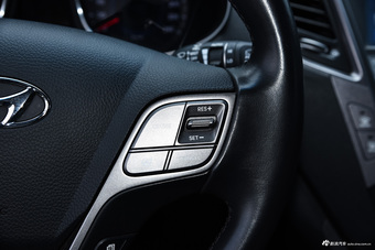 2013款格锐2.2T自动 7座四驱舒适型