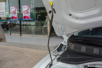 2017款悦动1.6L自动悦值版GLS