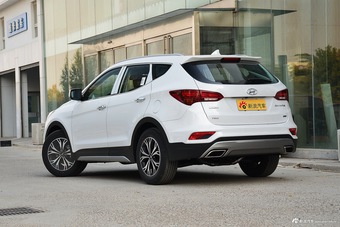 2017款现代全新胜达 2.0T 自动四驱智能型7座