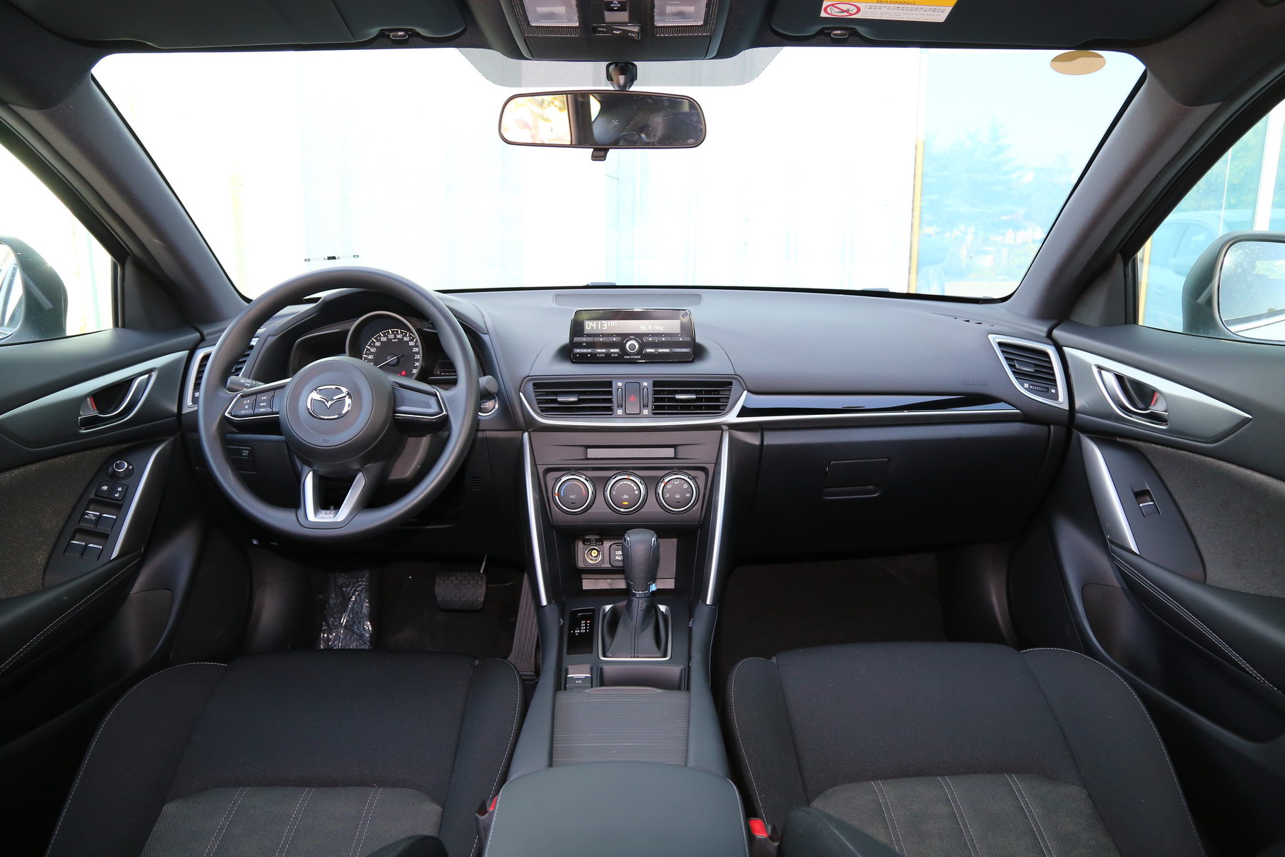 2018款马自达CX-4 2.0L自动两驱蓝天活力版