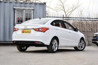 2017款艾瑞泽5 1.5L手动精英版