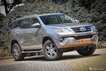 20万真正的越野车 丰田奔跑者性能秒掉同级一切SUV