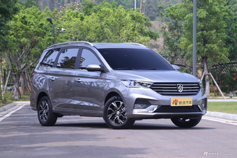 2018款宝骏360 基本型