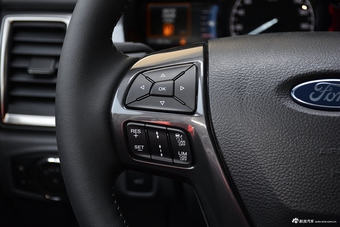 2017款撼路者2.0T自动四驱旗舰版汽油7座