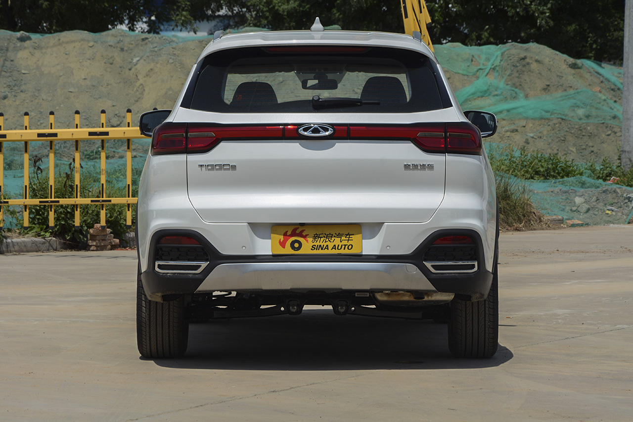 2018款瑞虎8 1.5T自动旗舰型 5座