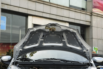 2016款江铃E200舒适型