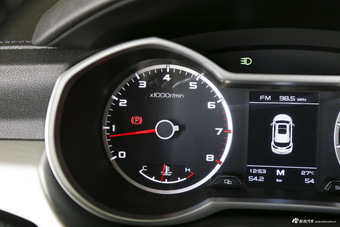 2016款吉利博越2.0L手动智尚型