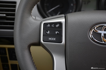 2017款丰田霸道4000 TX-L 7座中东版