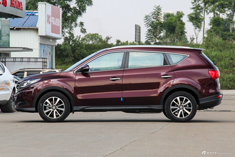 2017款风光580 1.5T手动豪华型