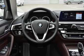 2018款宝马 5系 改款 540Li 行政版