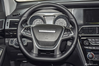 2016款猎豹CS10 2.0T自动豪华型 威尼斯蓝