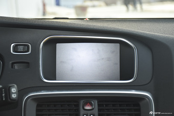 2017款沃尔沃V40 1.5T自动T3 智雅版