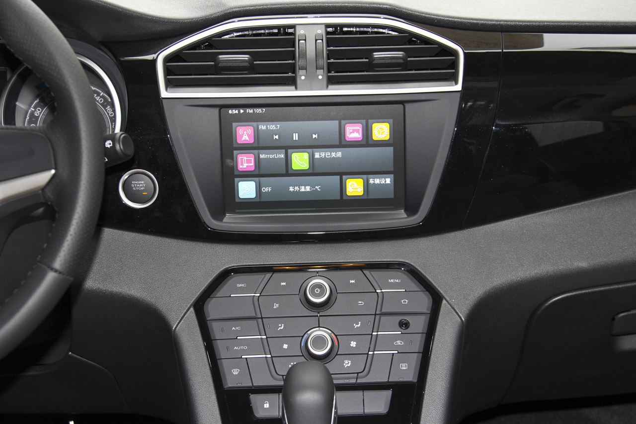 2016款锐腾 1.5T自动inkaNet豪华版