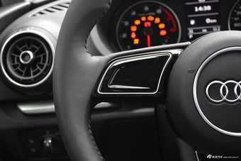 2018款奥迪A3 30周年型1.4T自动Sportback 35TFSI运动型