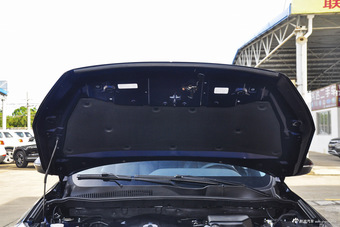 2016款猎豹CS10 2.0T自动尊享型