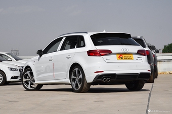 2017款奥迪A3 1.4T自动Sportback 35 TFSI运动型
