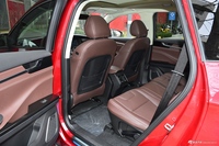 2018款君马S70 1.5T自动旗舰运动型